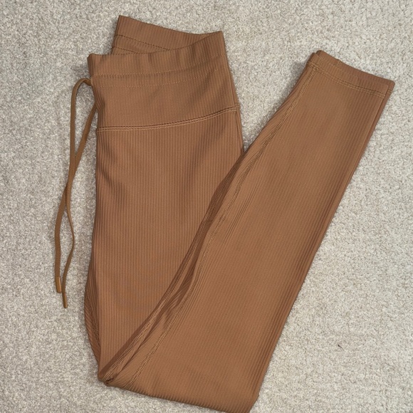 Tan Ribbed Leggings - Picture 3 of 4